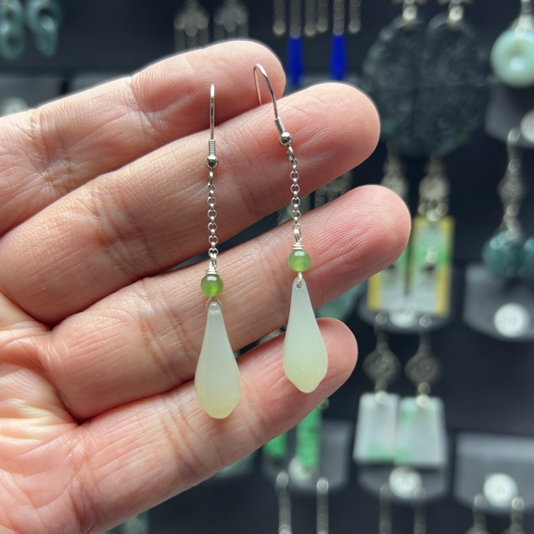 和田玉银S925镶嵌耳饰