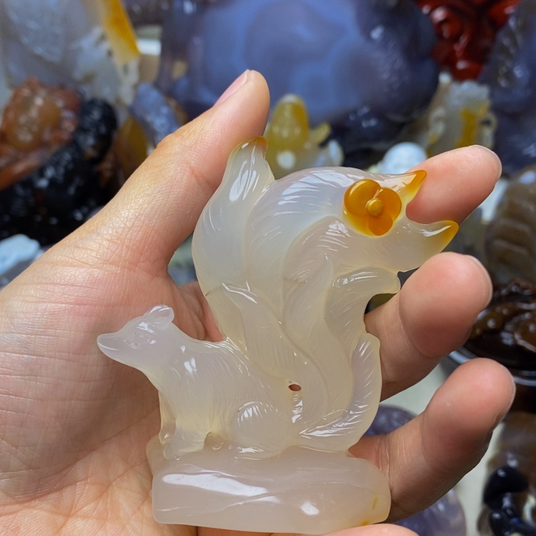 玛瑙/玉髓手把件未镶嵌