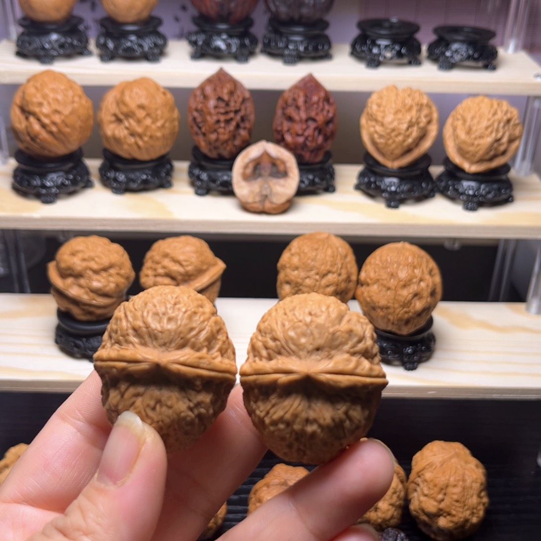 文玩核桃吊坠14w至尊元宝41尺