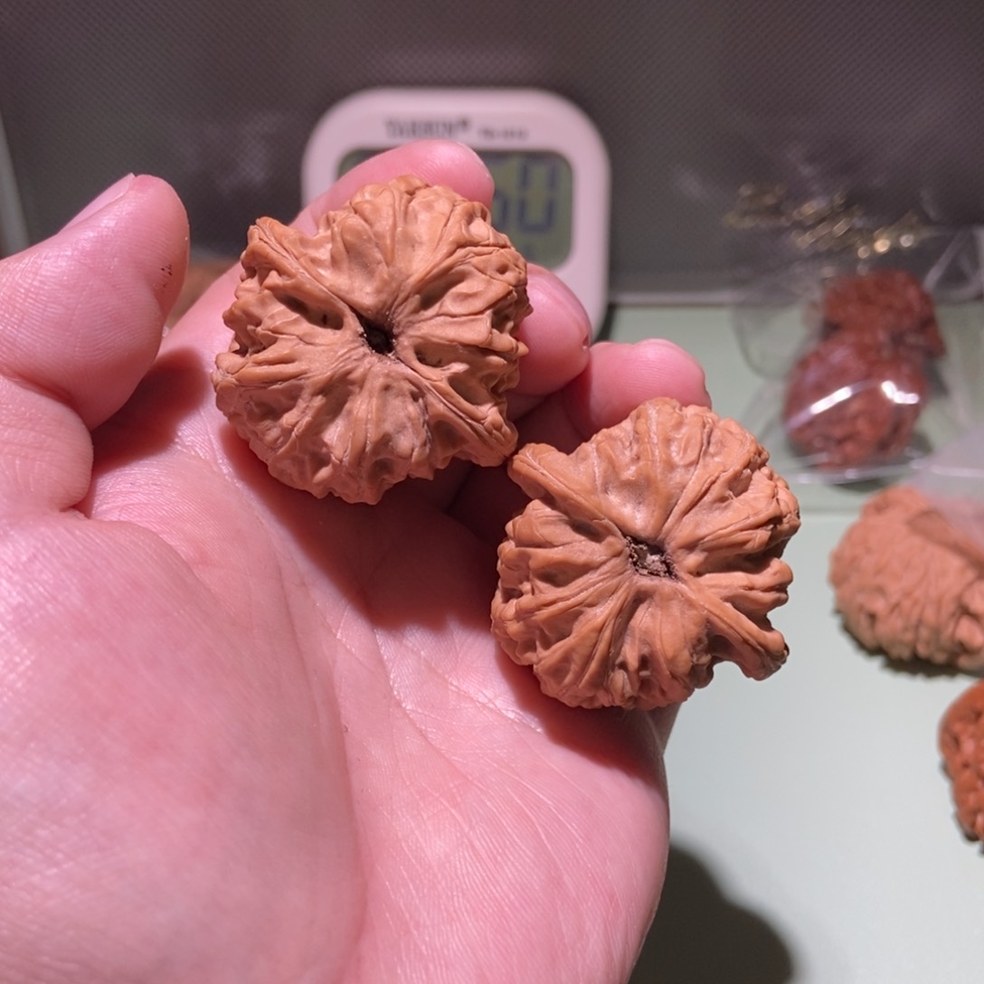 文玩核桃吊坠全品39+梨木台