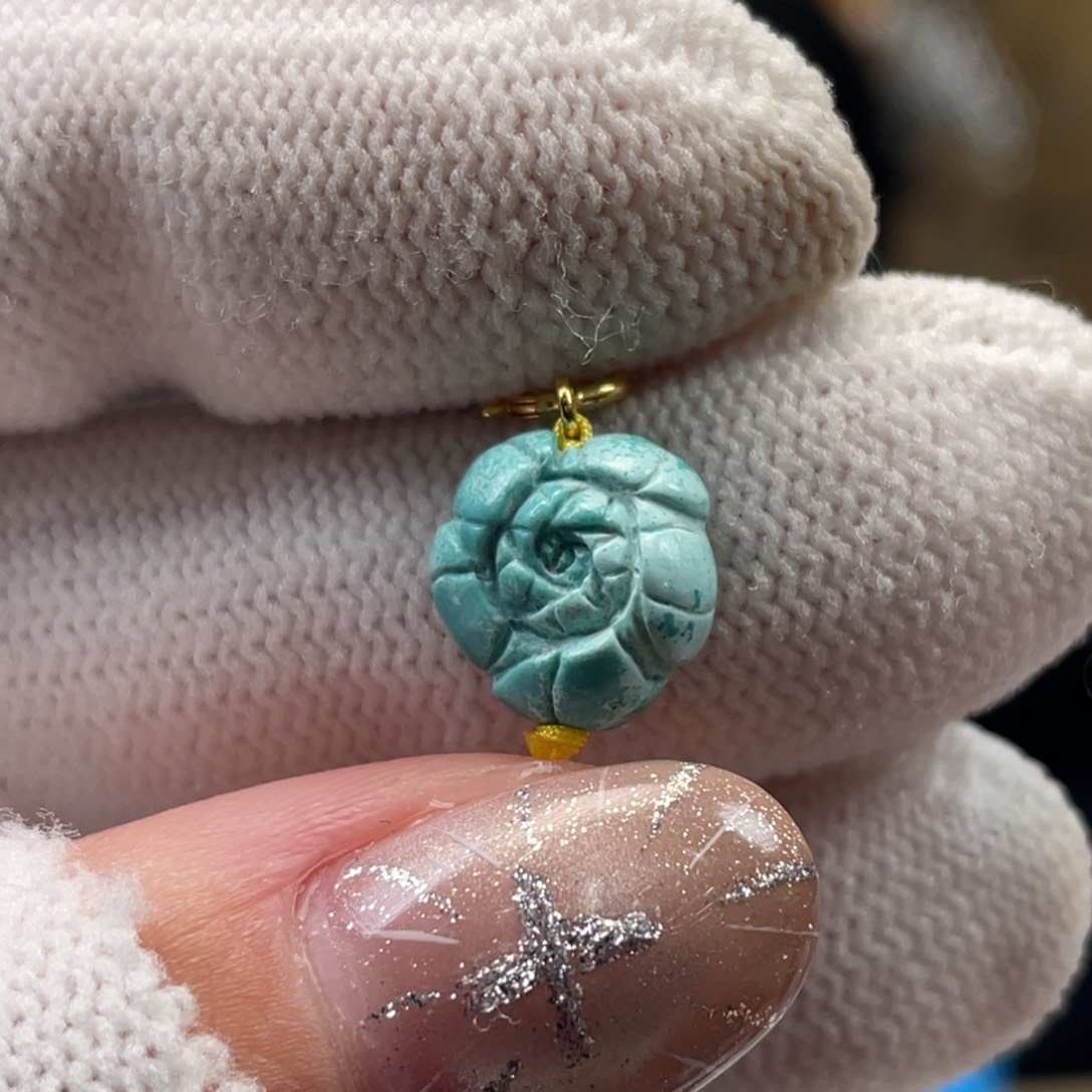 绿松石未镶嵌挂件