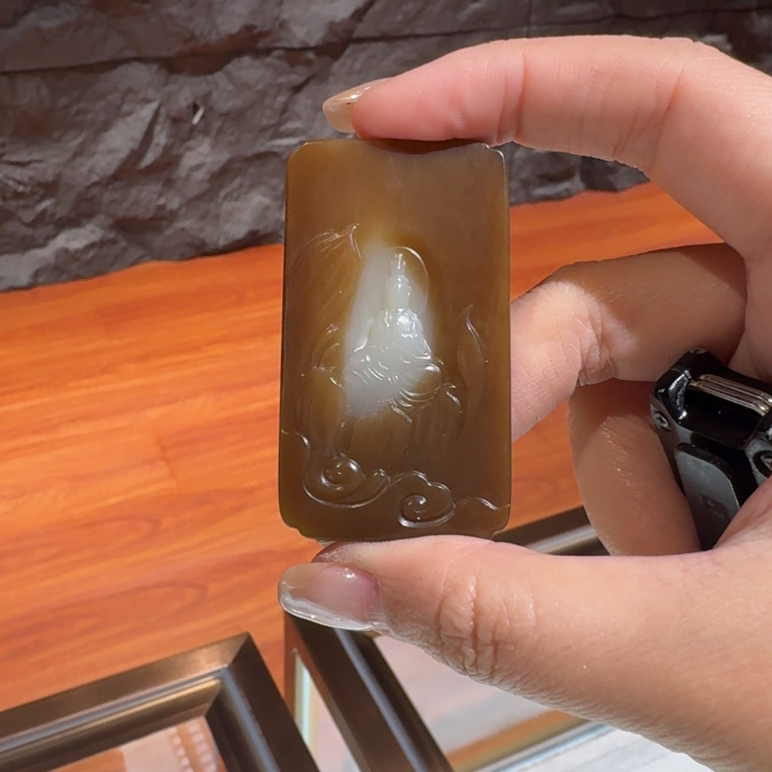 佳***木和田玉未镶嵌颈饰和田玉糖吊坠