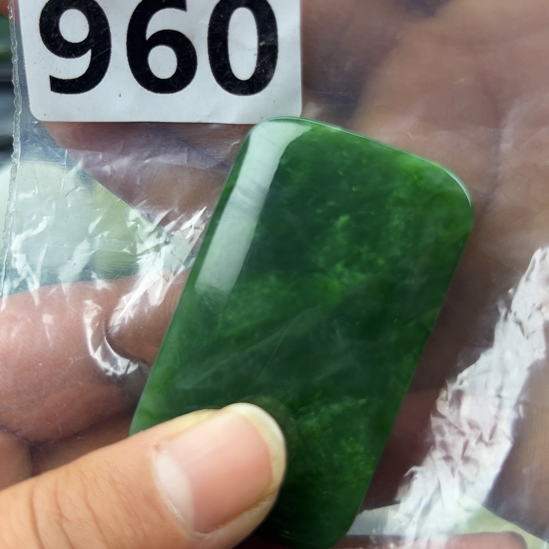 和田玉未镶嵌珠宝半成品