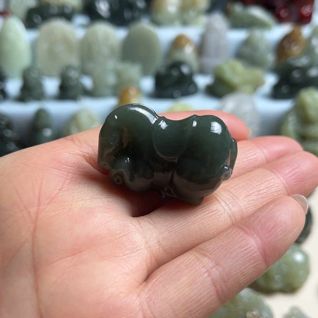 和田玉未镶嵌挂件