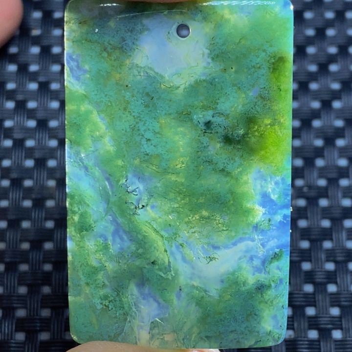 玛瑙/玉髓颈饰未镶嵌龙*