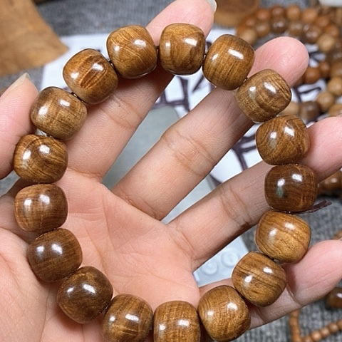 檀香木手串/手链老山檀香黑虎闪电波纹13/14老型珠沉水