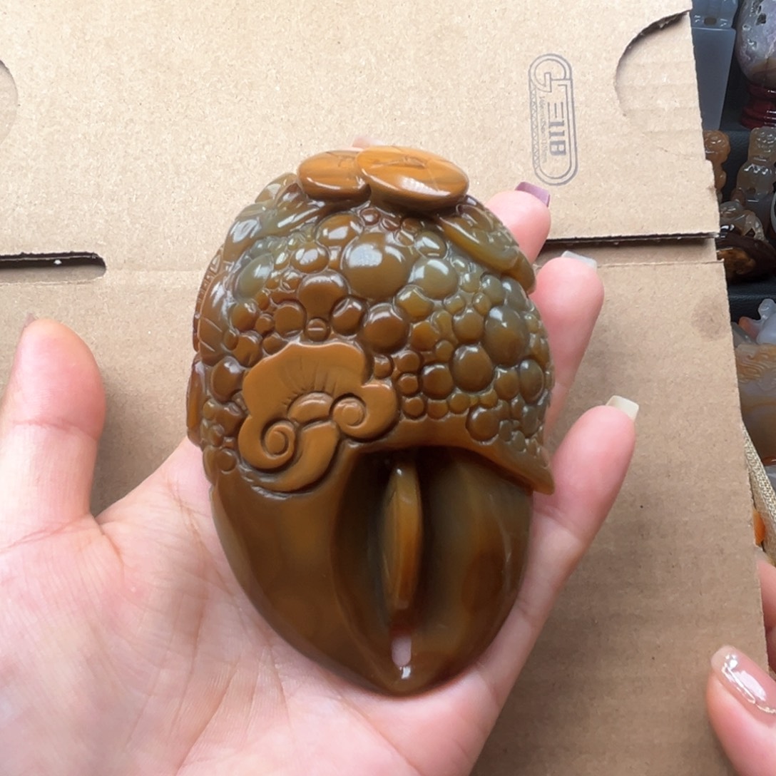 玛瑙/玉髓手玩件合金