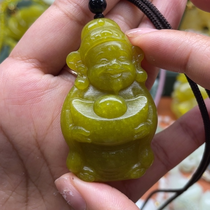 蛇纹石玉未镶嵌吊坠