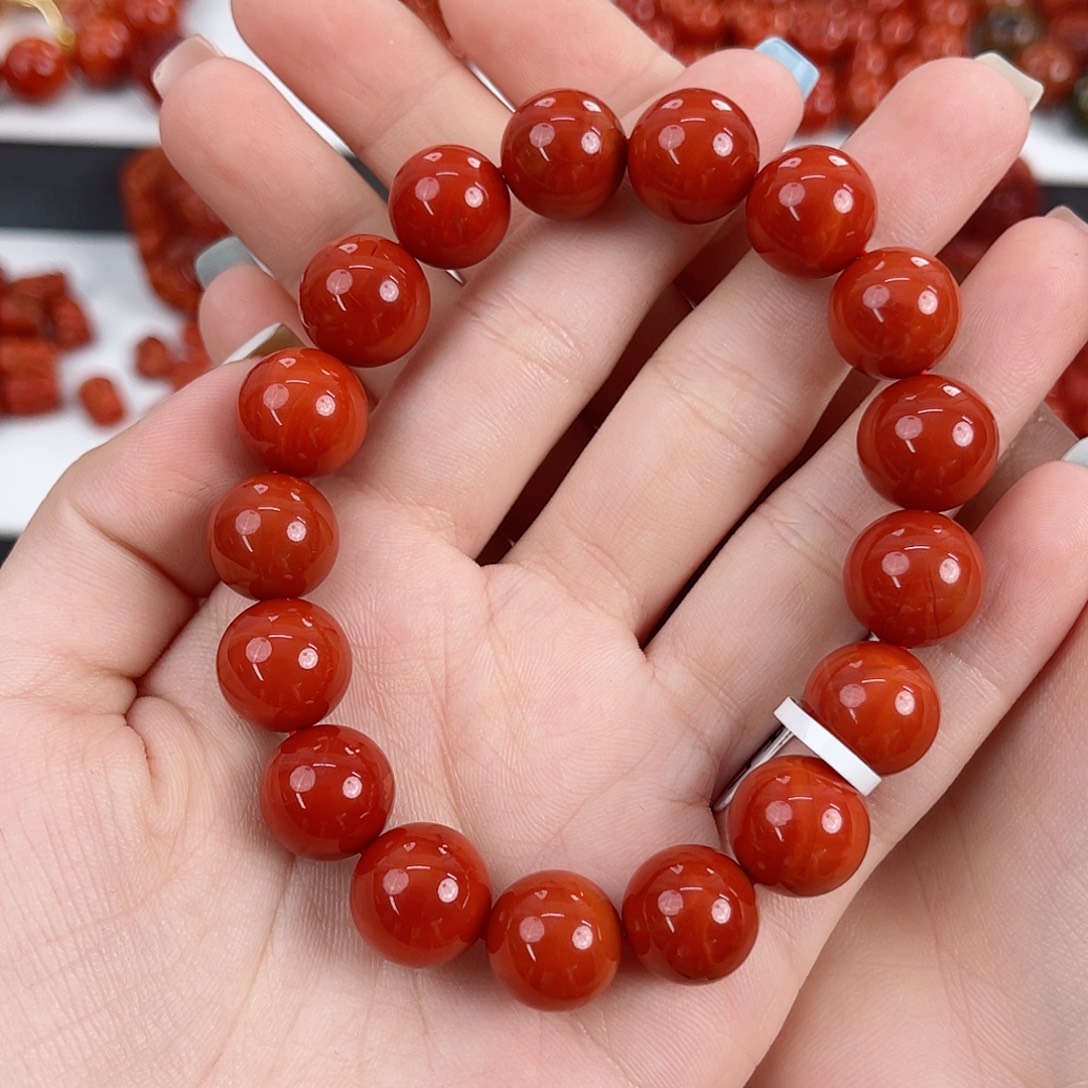 介***盛南红玛瑙未镶嵌瓦西锦红满肉12mm手串