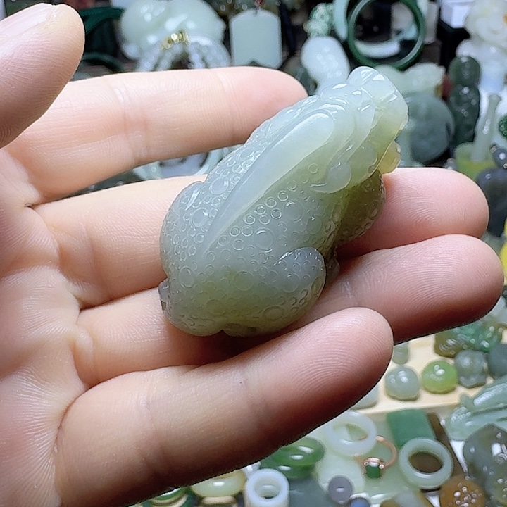 和田玉（糖玉）未镶嵌珠宝奇石