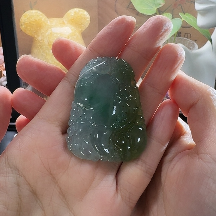 翡翠未镶嵌颈饰翡翠颈饰