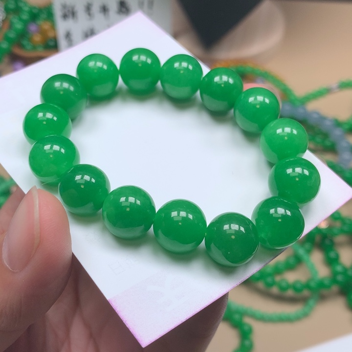 燕***)一物一证 缅料卡12阳绿手链