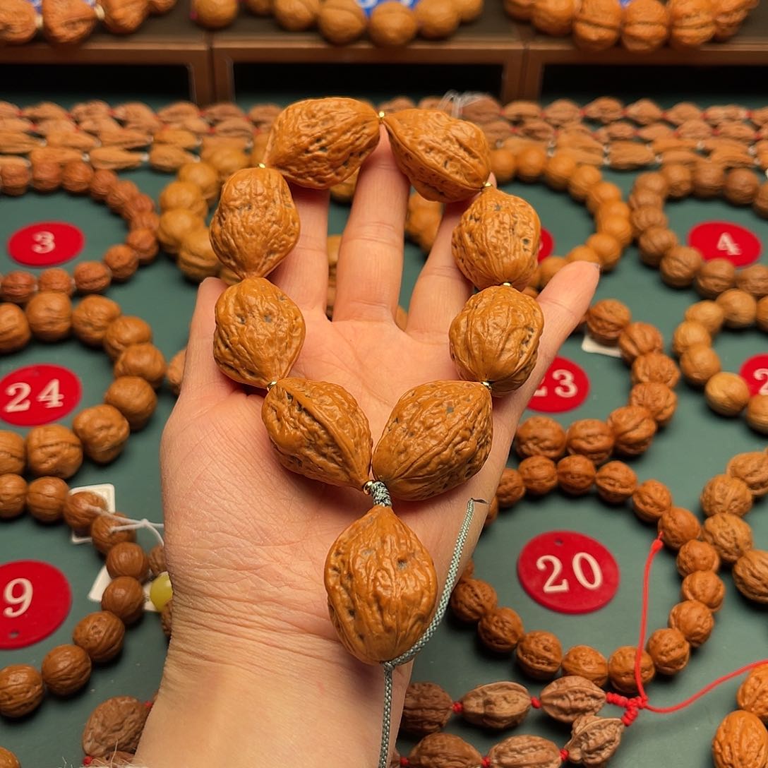 文玩核桃手串25尺寸佛头