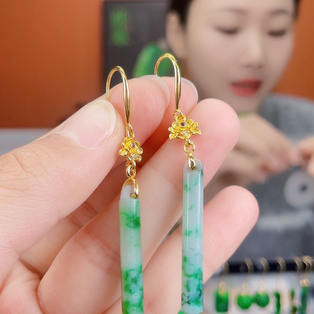 翡翠未镶嵌耳饰饰品