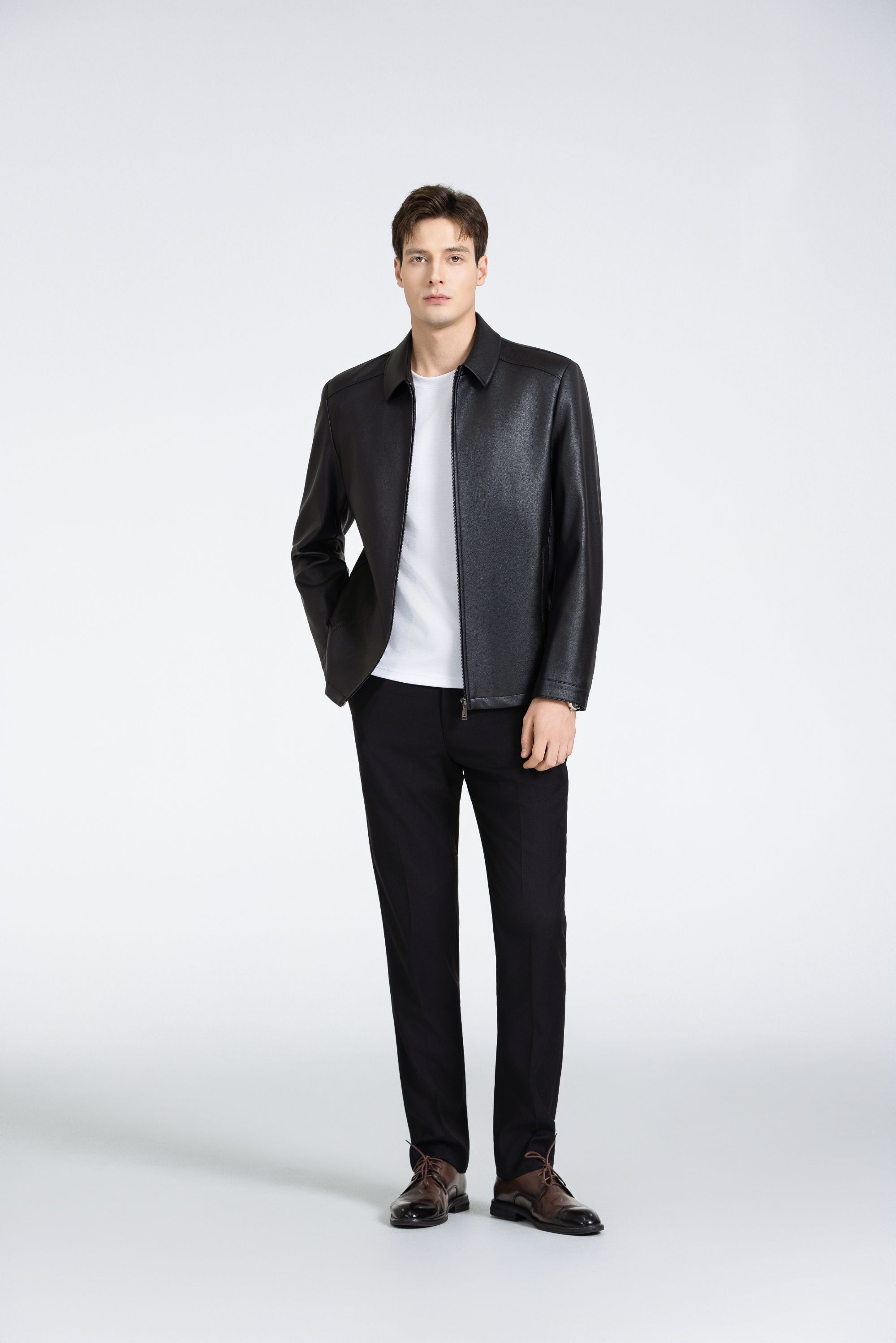 男士皮夹克时尚休闲真皮商务立翻领修身黑色简约百搭皮衣秋冬潮流