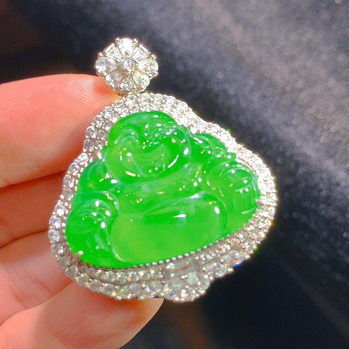 【闪购商品】翡翠颈饰银S925镶嵌翡翠