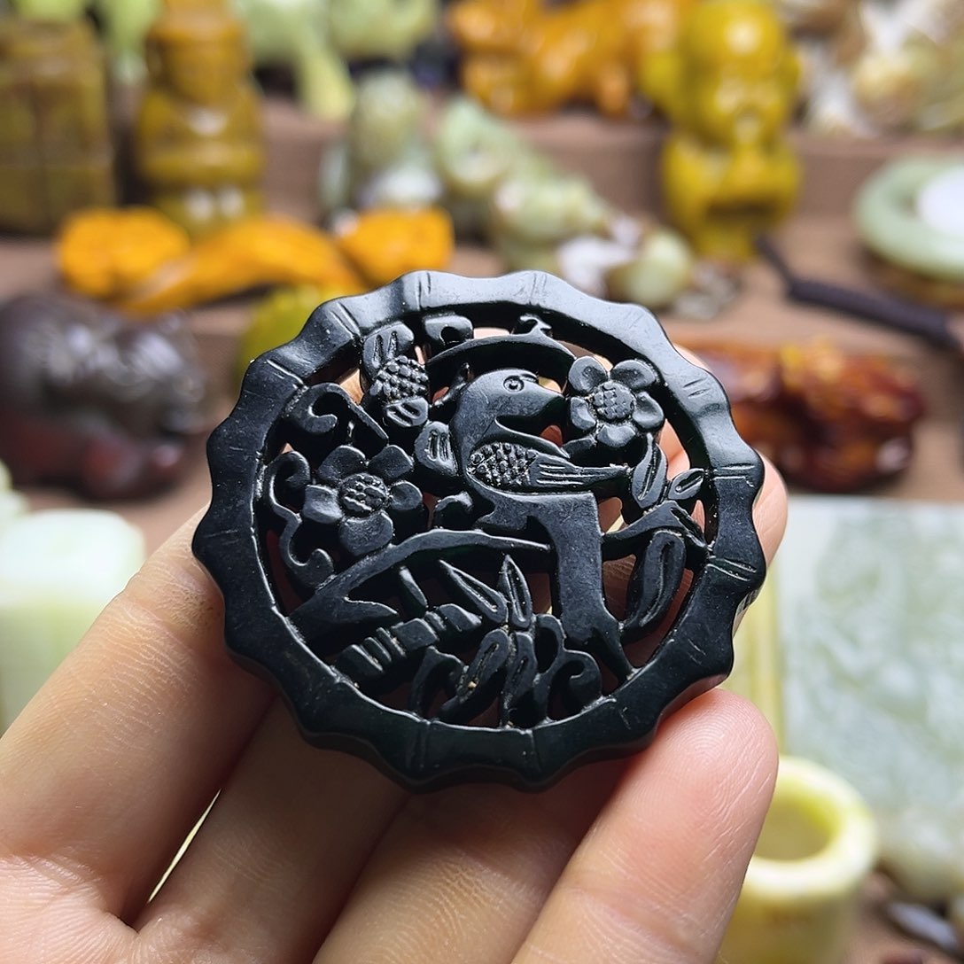 白玉菩提吊坠180。。