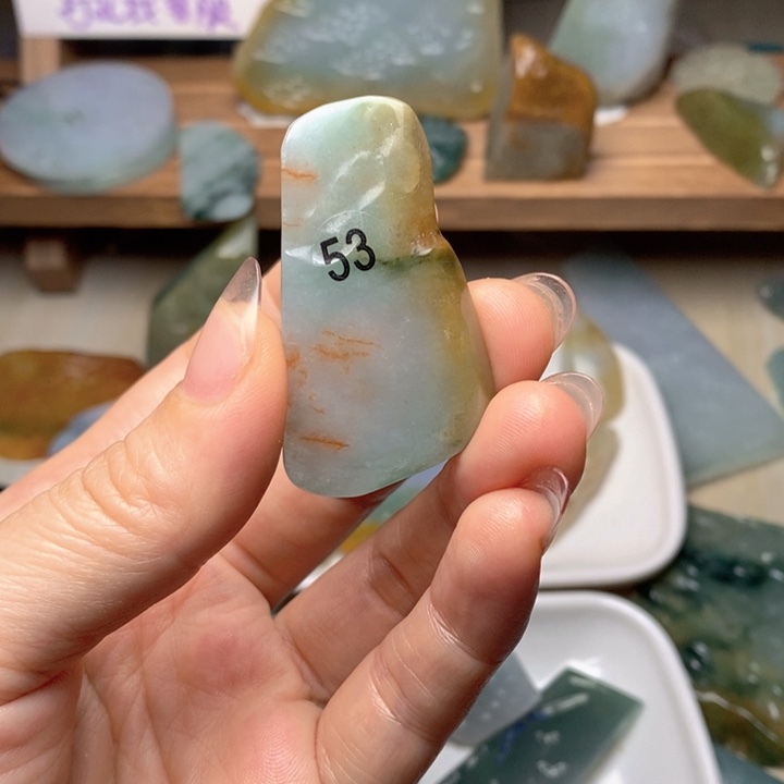 翡翠未镶嵌颈饰天然