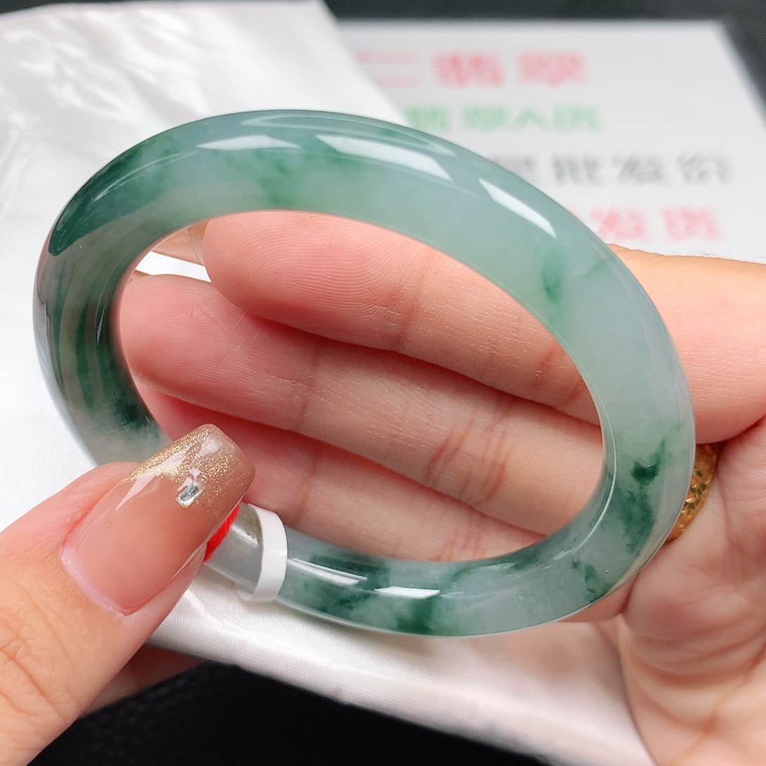 未镶嵌手镯翡翠53.54美人条