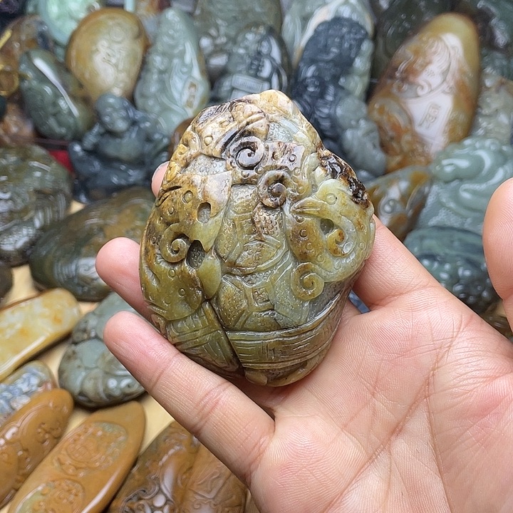 和田玉未镶嵌挂件