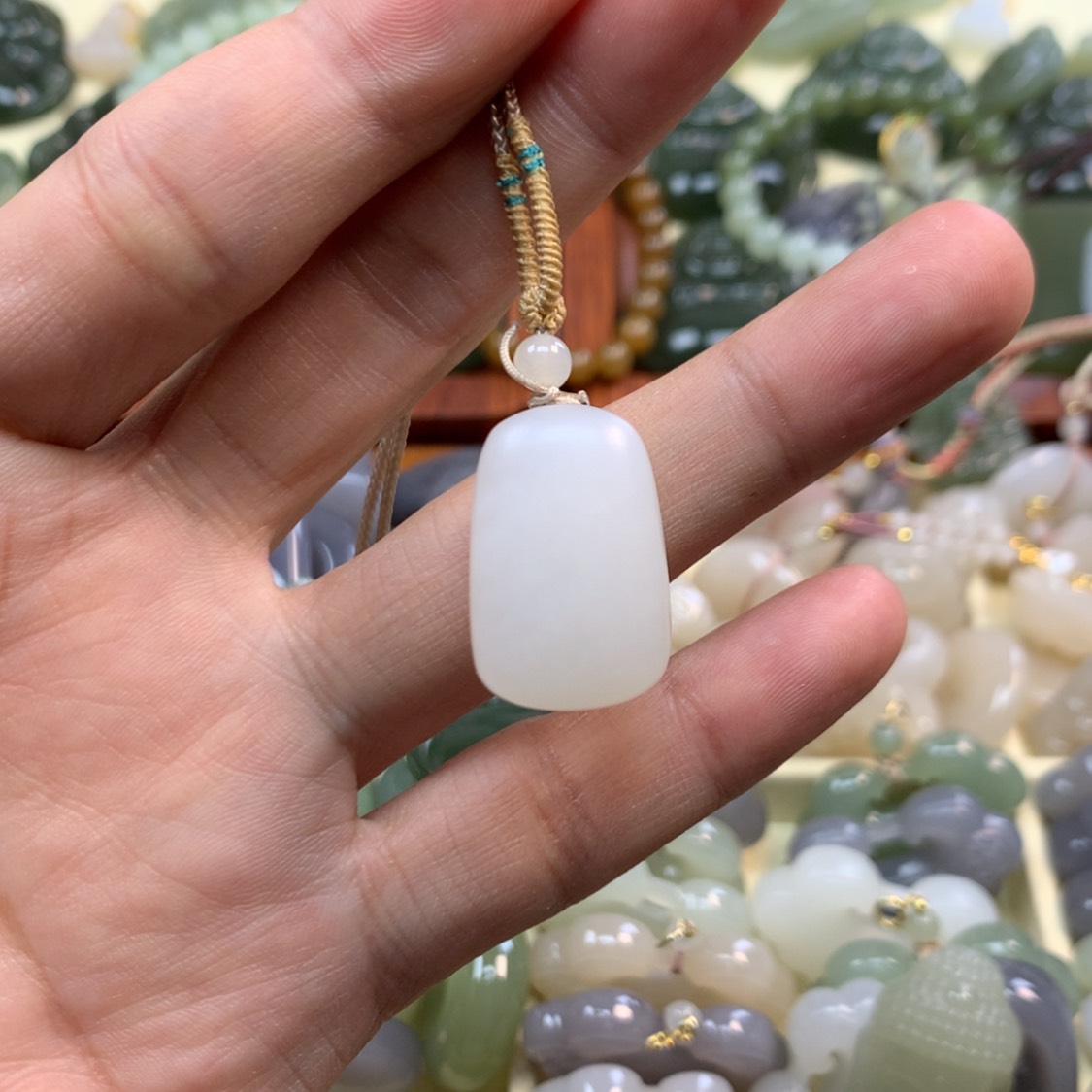 【闪购商品】和田玉颈饰未镶嵌