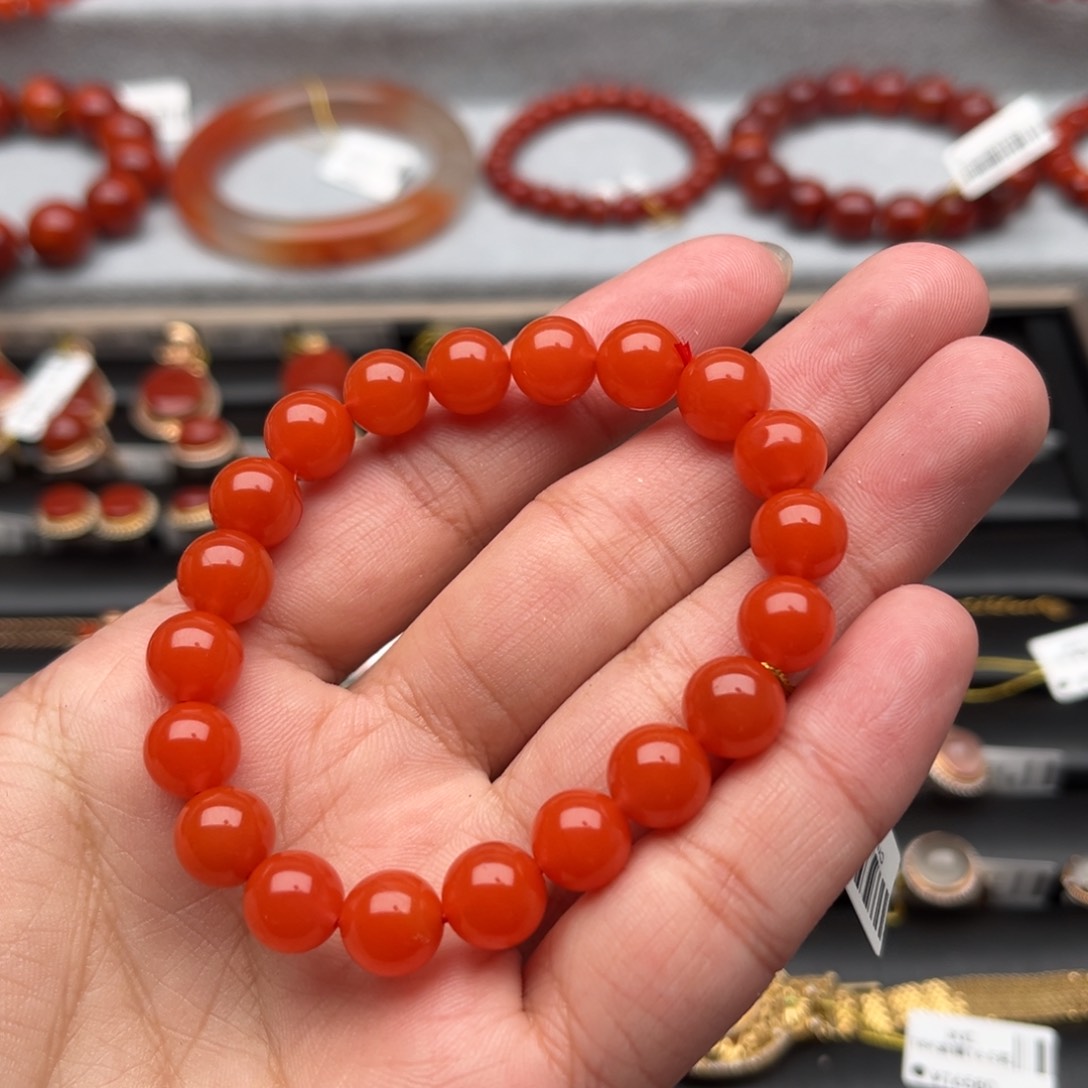 南红玛瑙手串未镶嵌?*