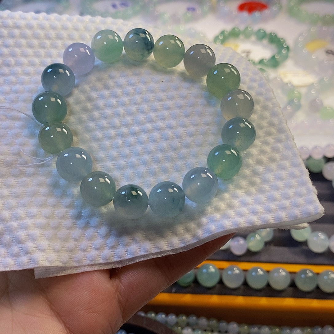 定制翡翠未镶嵌翡翠.