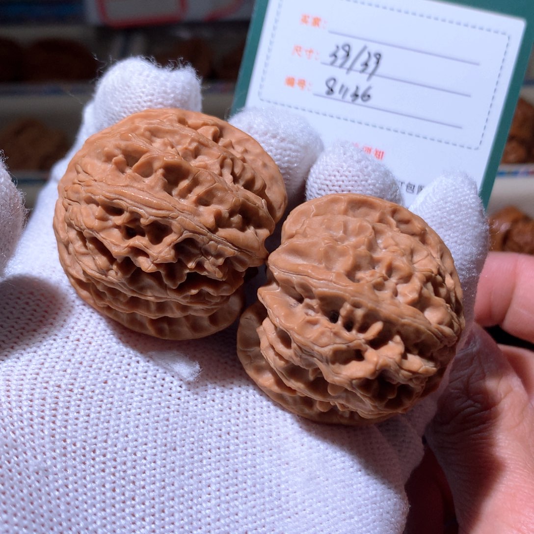 文玩核桃把件苹果园