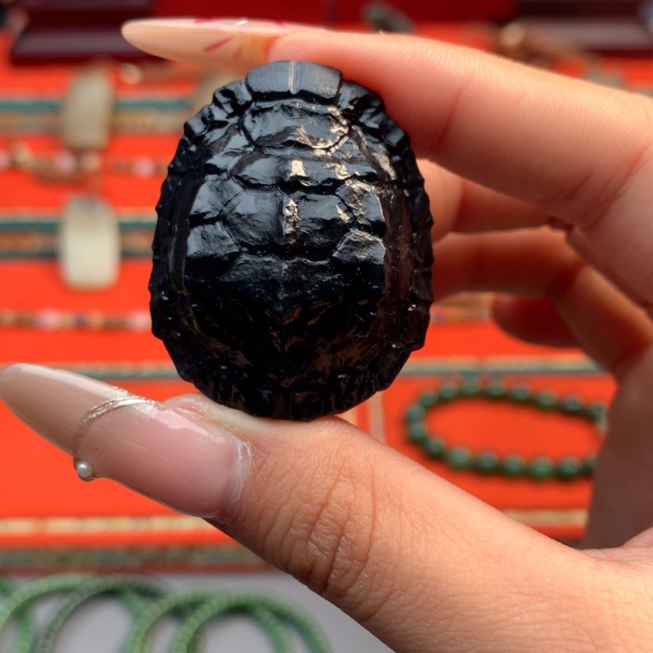 和田玉（糖玉）颈饰未镶嵌