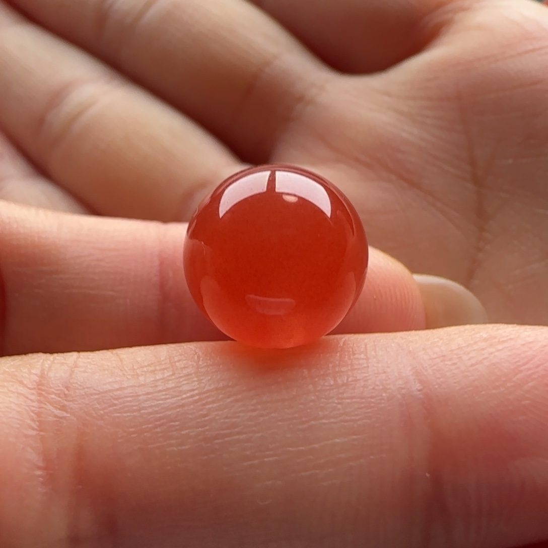 南红玛瑙未镶嵌圆珠11.8