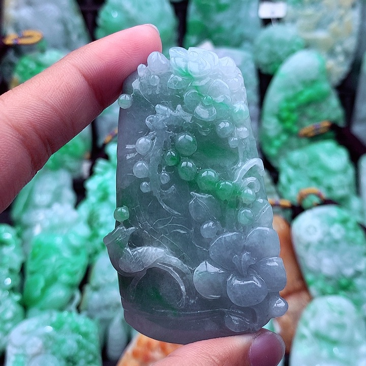 翡翠吊坠(不含链)未镶嵌