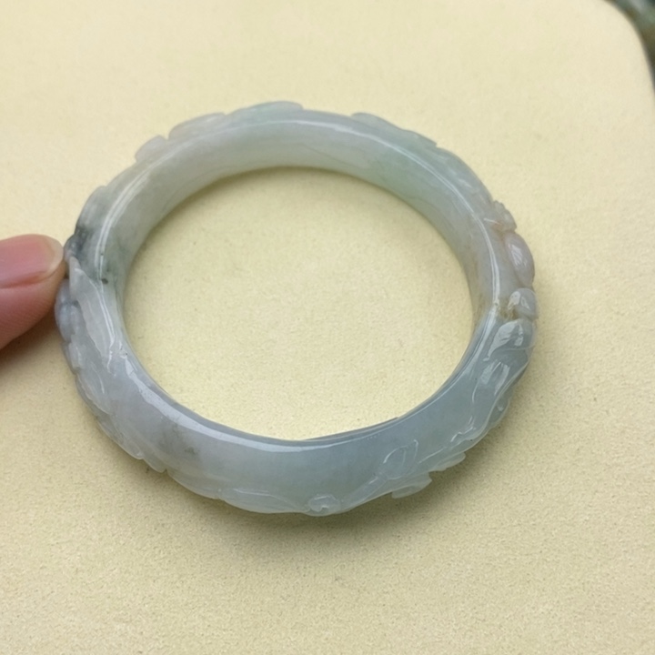 翡翠未镶嵌手镯56.4荷叶鱼