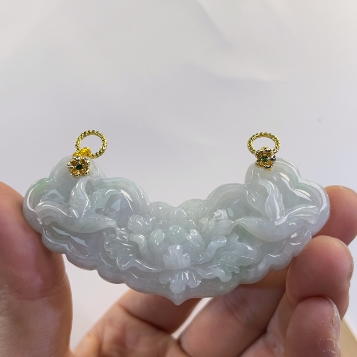 翡翠吊坠(赠链)未镶嵌代编织