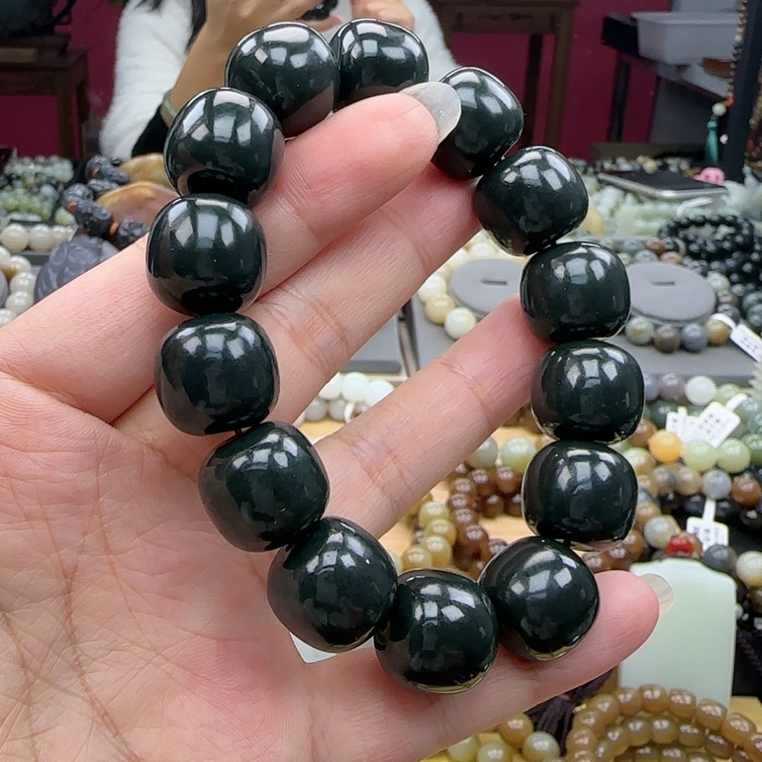 和田玉手链未镶嵌