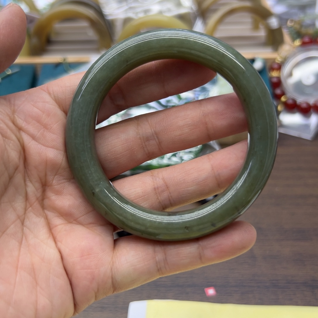 和田玉未镶嵌手镯56圈围246