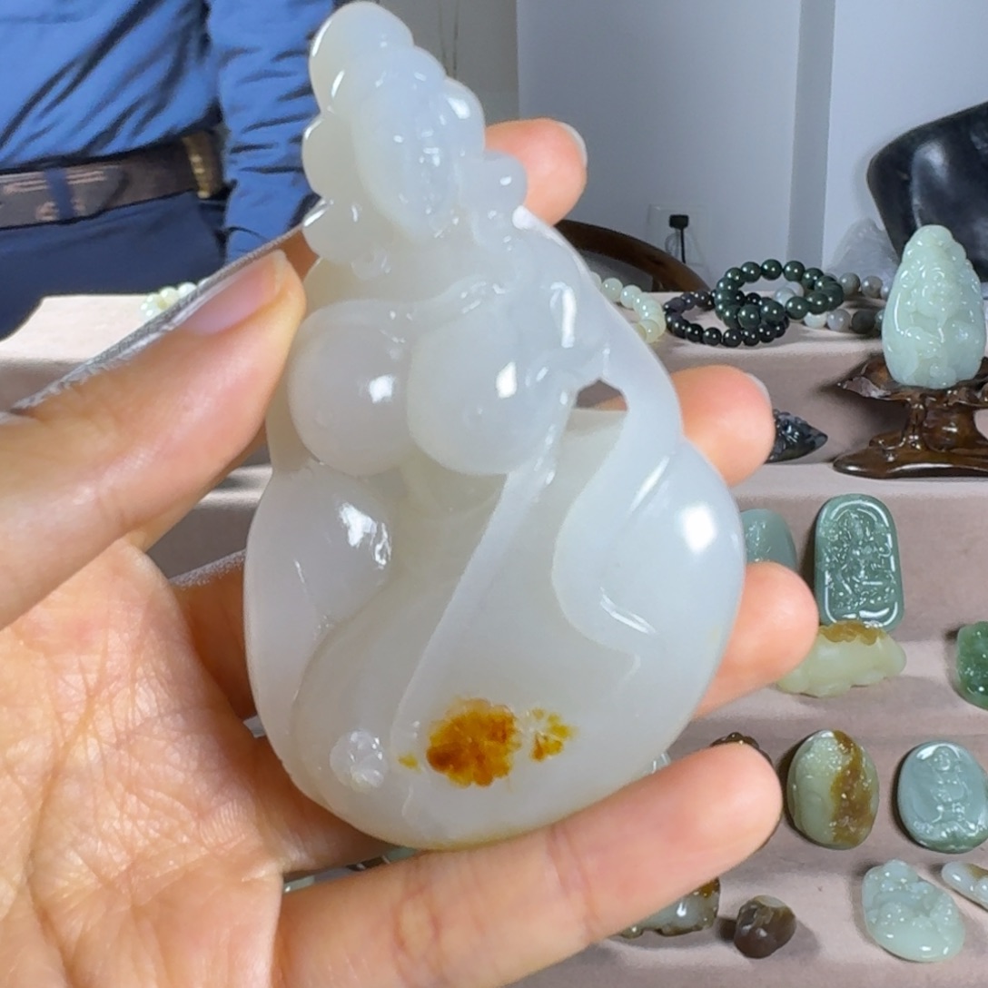 和田玉（糖玉）颈饰未镶嵌