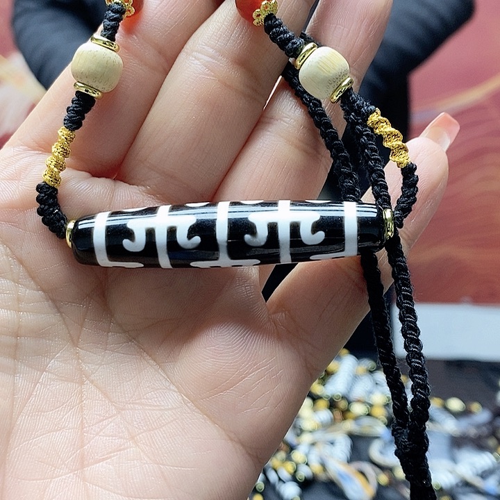 玛瑙/玉髓颈饰合金