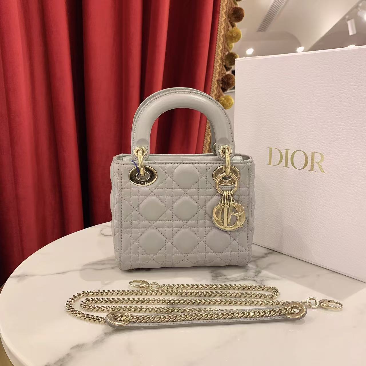 95新 DIOR/迪奥 GGS迪奥戴妃三格灰色金扣羊皮芯片款/34820959