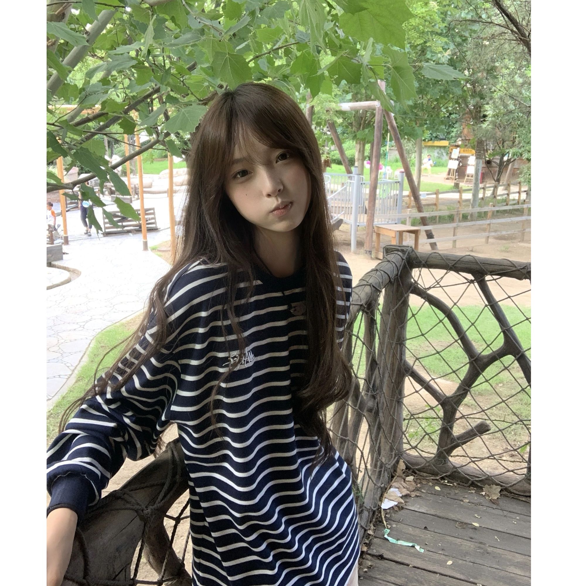 韩系甜辣妹字母刺绣长袖早秋薄款复古刺绣条纹T恤女慵懒宽松上衣