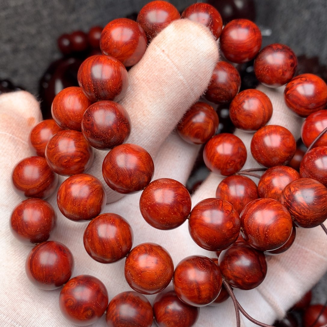 徐***陈檀香紫檀（小叶紫檀）手串/手链1.5瘤疤三条