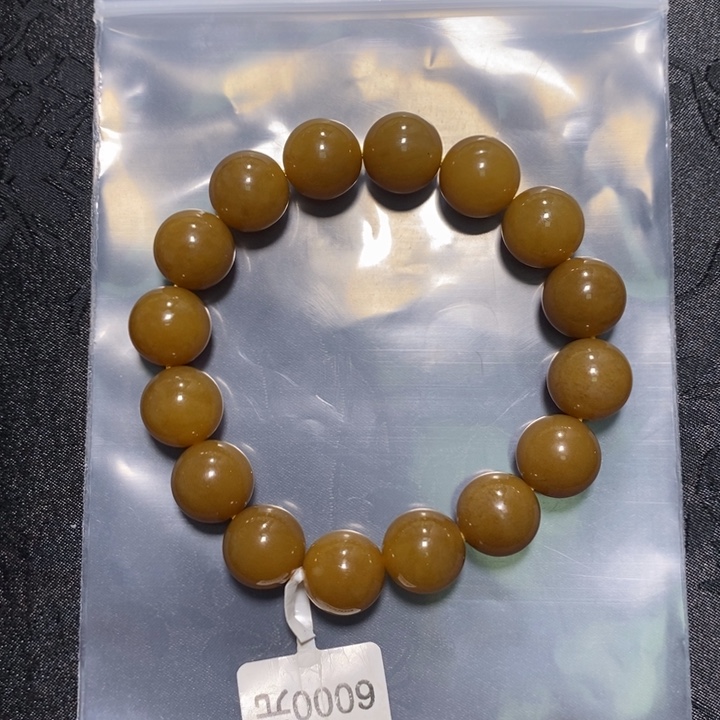 和田玉未镶嵌手串