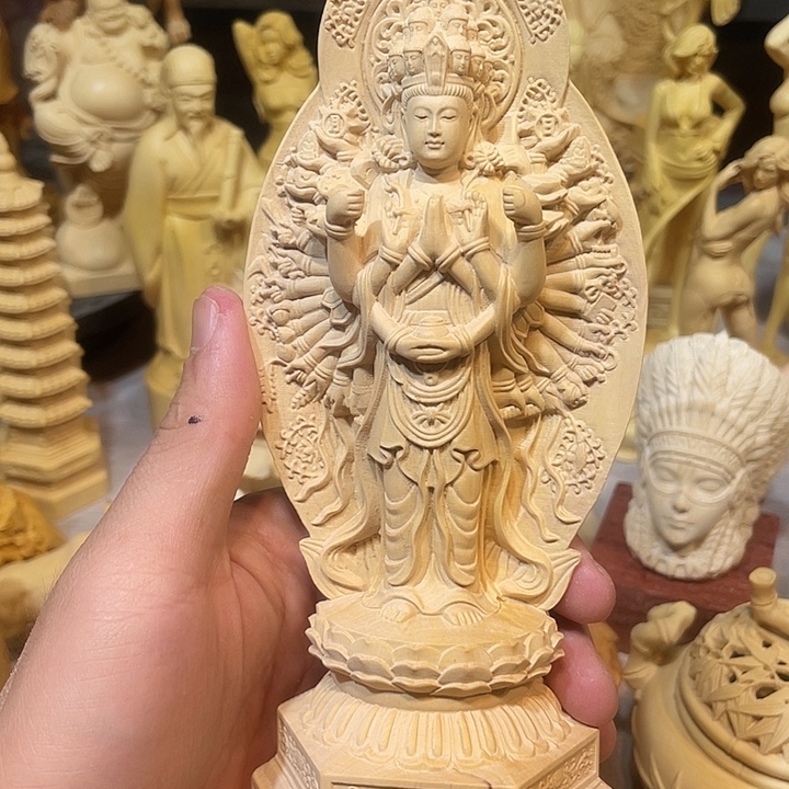 黄杨木瑕疵千手观音
