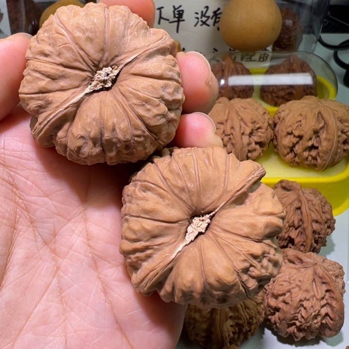 把件文玩核桃边44肚43南瓜墩