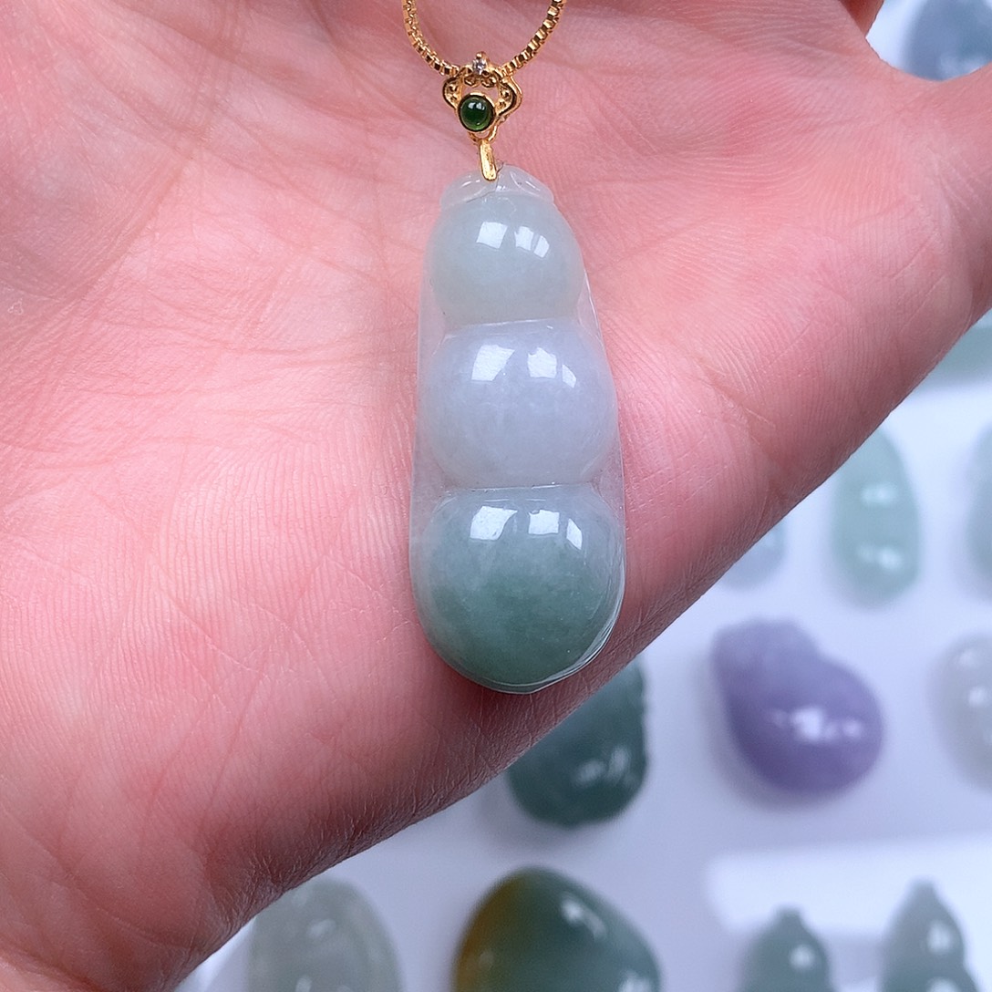 翡翠未镶嵌颈饰翡翠88