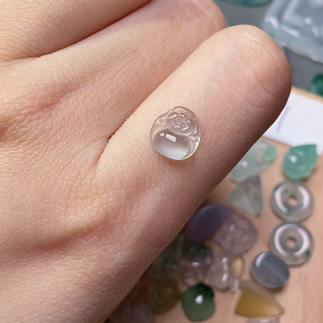 定制翡翠未镶嵌翡翠