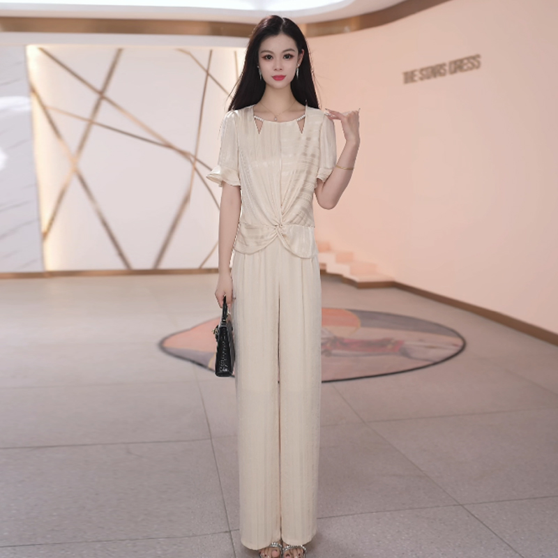 【两件套】夏季时尚女神修身洋气宽松气质休闲百搭显瘦减龄女装套裤