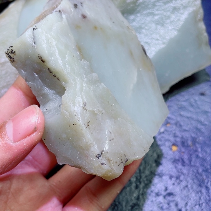 和田玉未镶嵌珠宝半成品