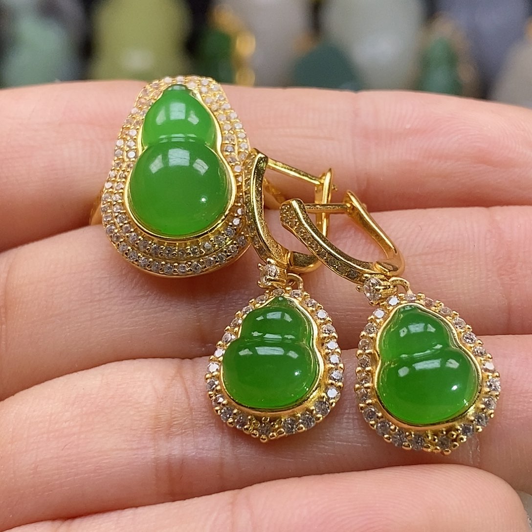 和田玉银S925镶嵌颈饰