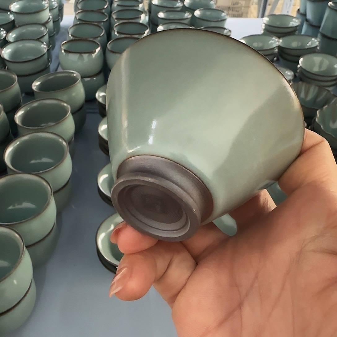 瓷片小微瑕，清仓处理。