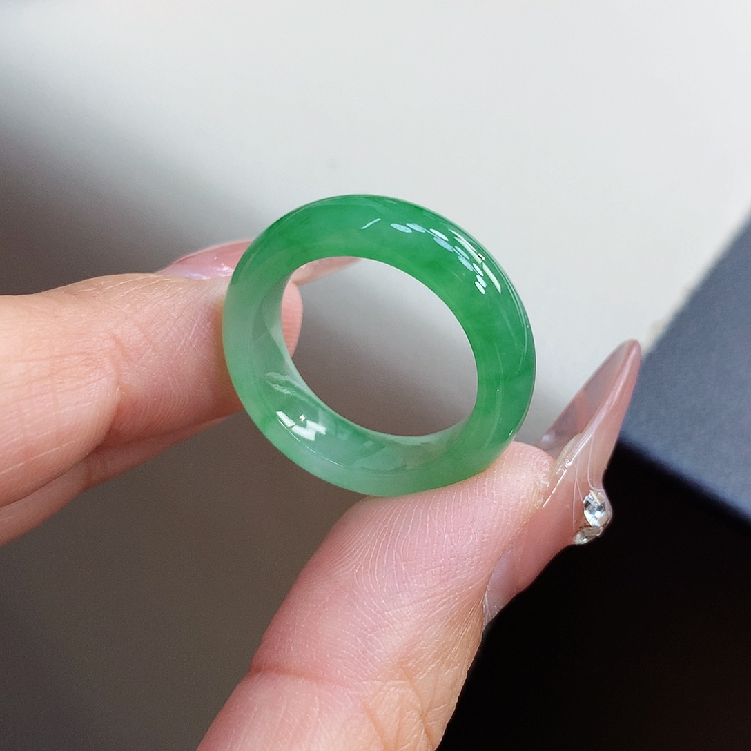 翡翠戒指未镶嵌18号